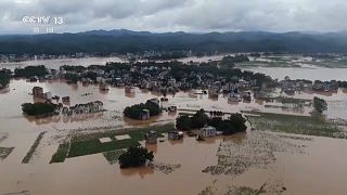 مياه الفيضانات تغمر مدينة يولين الصينية