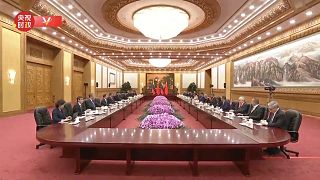 استقبال الرئيس الفنزويلي ووفده في قصر الشعب في الصين