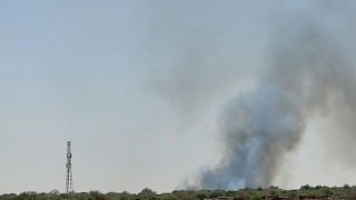 تصاعد الدخان في مدينة الفاشر، عاصمة ولاية شمال دارفور،