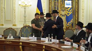 Wolodymyr Selenskyj beim Treffen mit Vertretern der ukrainischen jüdischen Gemeinde
