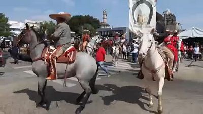 احتفالات بيوم التشارو