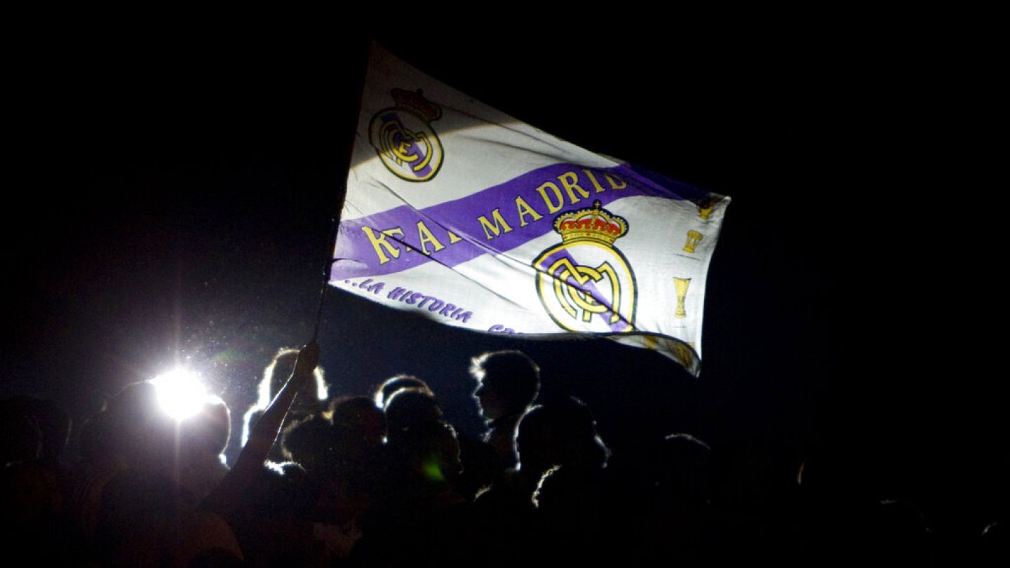 Tres jugadores del Real Madrid detenidos por difundir un vídeo sexual sin  consentimiento | Euronews