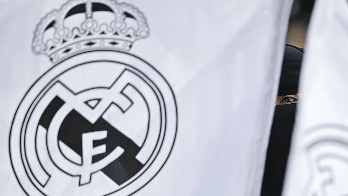 Флаг клуба "Реал Мадрид"