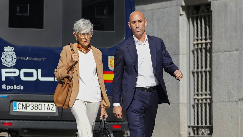 Luis Rubiales arrives at Spanish court to be questioned