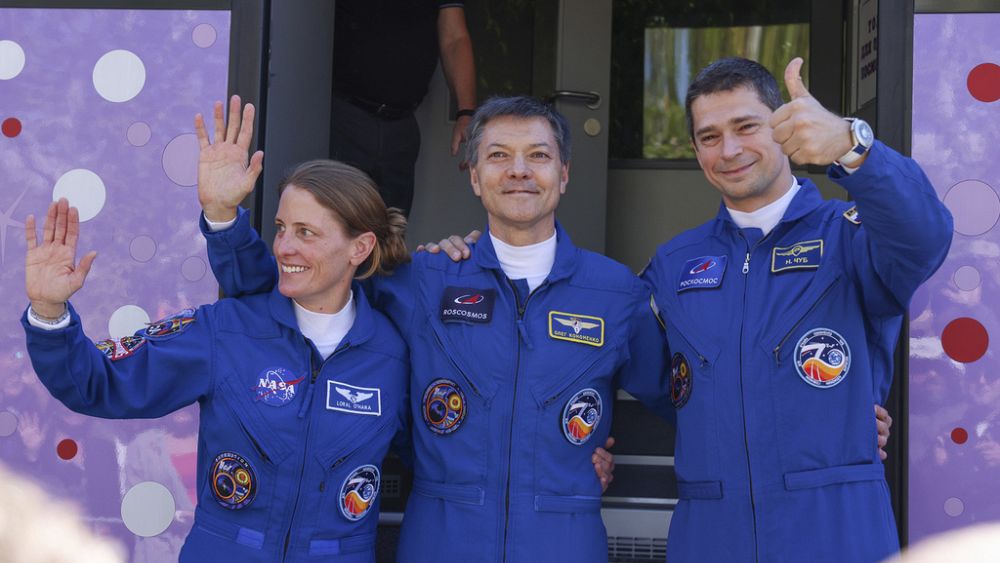 Russian Cosmonauts and American Astronaut Arrive on ISS, Taking Over from Previous Trio