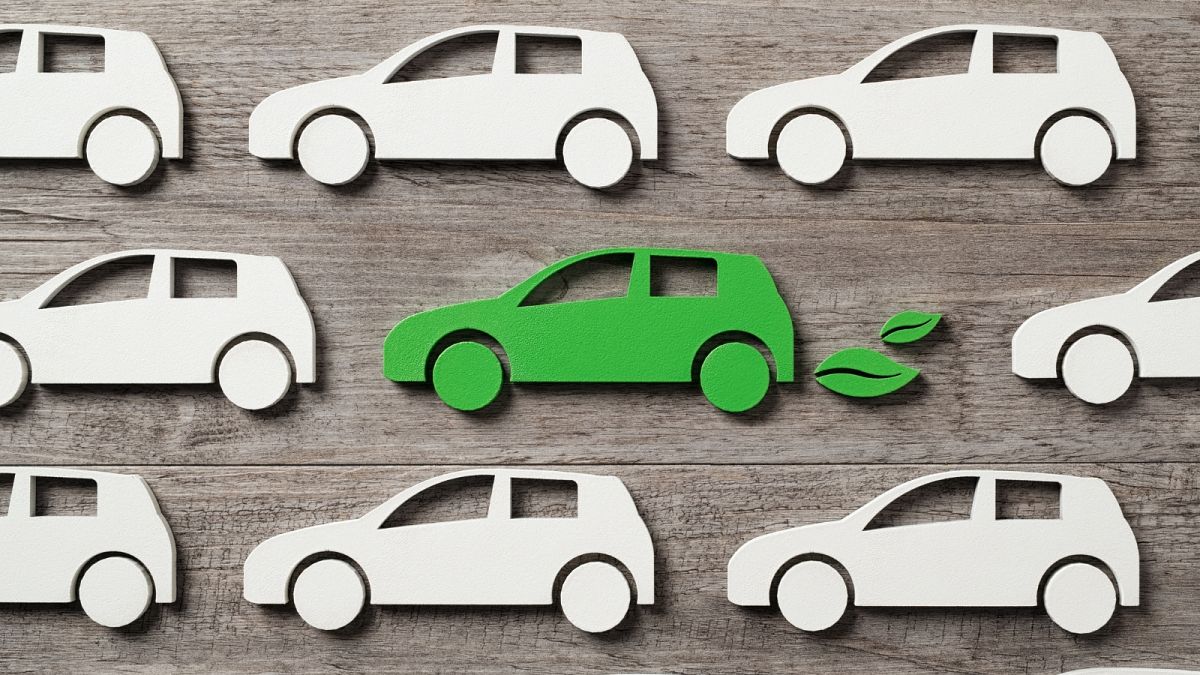 Os automóveis eléctricos estão a ter um grande aumento nas vendas, mas será que são realmente melhores no que diz respeito à sua pegada de carbono?