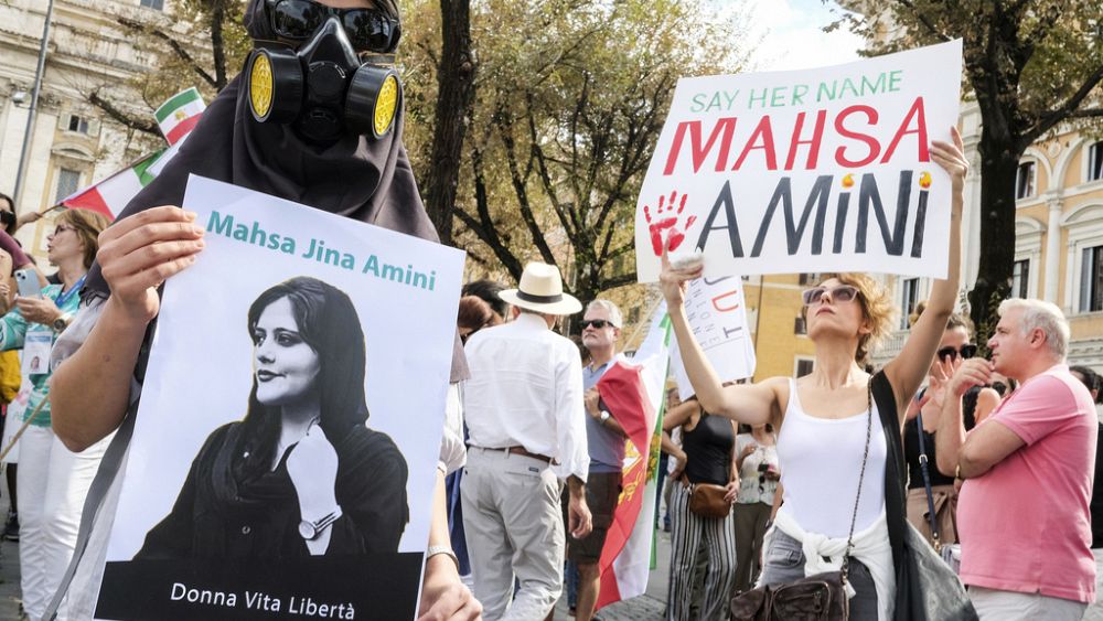 Activists in Europe mark the anniversary of Mahsa Amini's death in police custody in Iran thumbnail