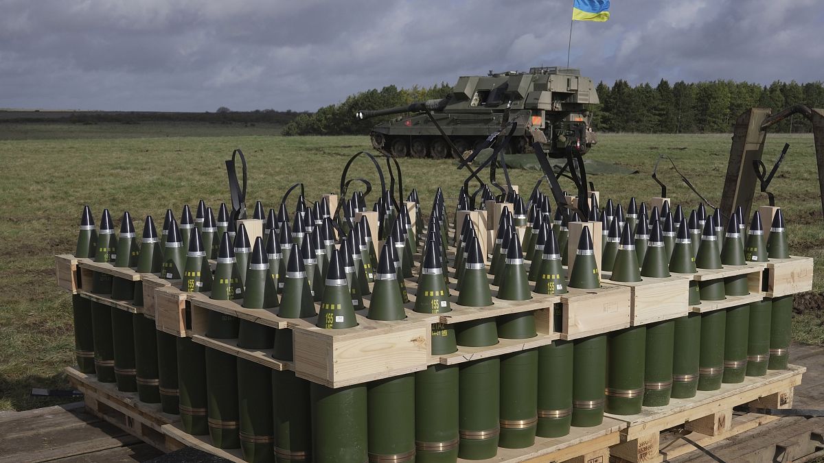 Die Ukraine erhält große Mengen Waffen aus NATO-Beständen