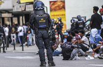 Полиция после беспорядков в Штутгарте