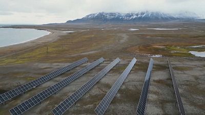 Солнечные батареи на Шпицбергене - самая северная станция в мире, сентябрь 2023 г.