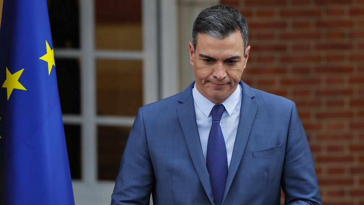 Il presidente del governo spagnolo Pedro Sánchez cerca accordi con le altre forze politiche per ottenere un terzo mandato