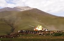 Azerbaycan güçleri tarafından Dağlık Karabağ'da Ermeni mevzilerine açılan ateş (2020) 