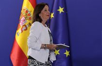 مارغريتا روبلز، وزيرة الدفاع الإسبانية في مؤتمر صحفي في توليدو، إسبانيا.