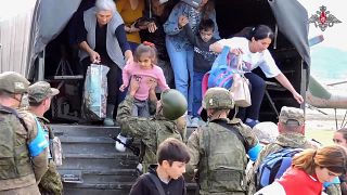 Ermeniler Dağlık Karabağ'dan ayrılıyor