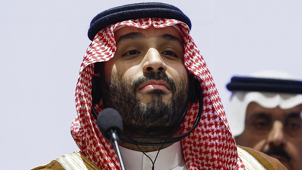 ولي العهد السعودي يقول إن السعودية “أقرب” إلى التطبيع مع إسرائيل