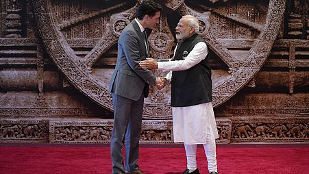 A kanadai és az indiai miniszterelnök az Indiában rendezett G20 csúcstalálkozón 2023. szeptember 9-én