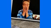 گریه‌های یوهان فلودروس در گفت‌وگوی آنلاین تصویری با خانواده 