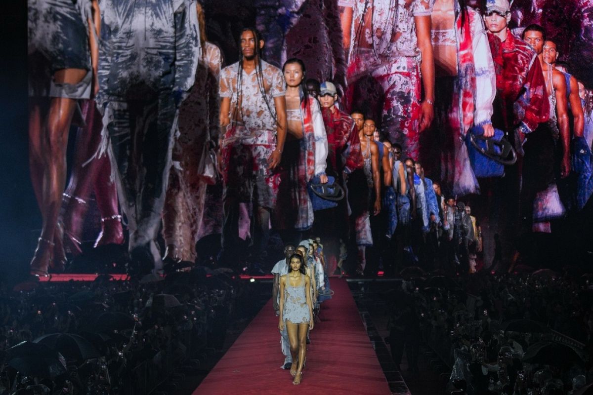 Milan Fashion Week: The best of the best as knitwear and lingerie ...