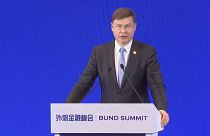 El comisario Valdis Dombrovskis en China