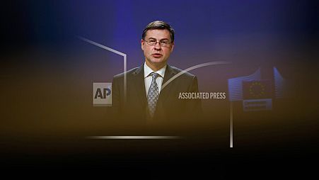 Valdis Dombrovskis ist vier Tage lang in China.