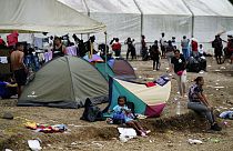 Menekültek Lampedusán