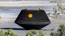 NASA'nın Osiris-Rex misyonundan numune alan kapsül çöle indikten kısa bir süre sonra