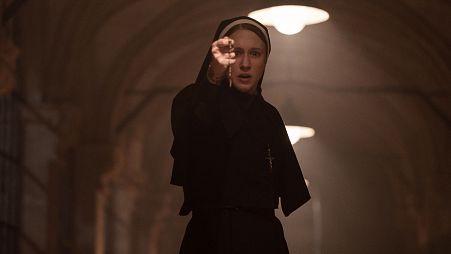 مشهد من فيلم "The Nun II"