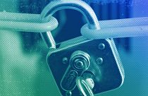 A lock connecting two sides of a chain, illustration