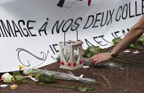 Архив: марш в память об убитых коллегах, Маньявиль, 16 июня 2016 г. В Париже открывается суд по громкому делу.