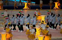 رژه ورزشکاران ایرانی در مراسم افتتاحیه بازی‌های آسیایی