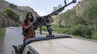 Taliban savaşçısı 