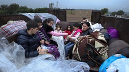 Flucht aus Berg-Karabach: Schon mehr als 6500 Menschen in Armenien eingetroffen