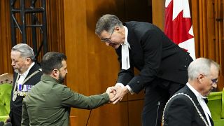 Cuma günü Ukrayna Devlet Başkanı Volodimir Zelenskiy'yi ağırlayan Meclis Başkanı Anthony Rota, Salı günü istifa etti.