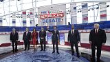 Candidatos presidenciales republicanos durante un debate de las primarias presidenciales republicanas el miércoles 27 de septiembre de 2023.