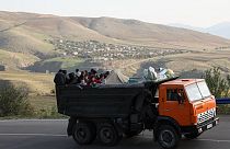 Dağlık Karabağ'daki Ermeni nüfusun yarıdan fazlası Ermenistan'a göçtü