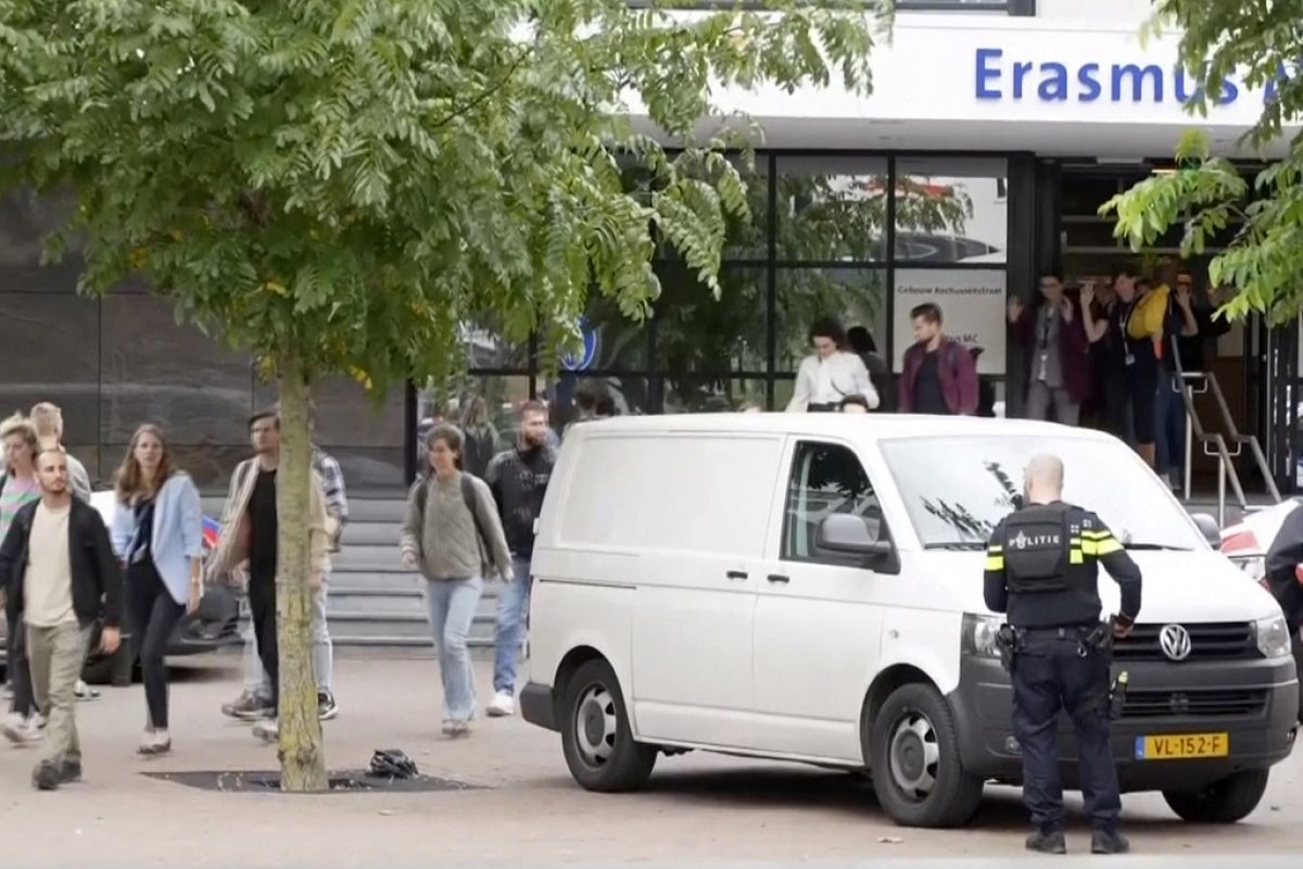 Dutch Police Say Two People Killed In Shootings At A University ...