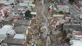 انهيار منازل بسبب الأمطار الغزيرة في غواتيمالا