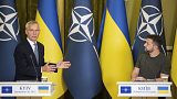 NATO Genel Sekreteri Stoltenberg ve Ukrayna lideri Zelenskiy 