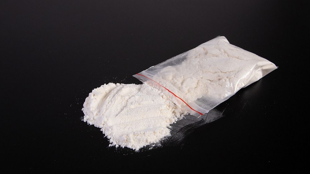 Deux personnes inculpées après une saisie record de cocaïne d’une valeur de 150 millions d’euros au large des côtes irlandaises