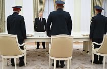 Putin trifft Soldaten, die in der Ukraine im Einsatz waren
