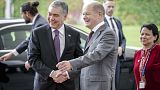  Olaf Scholz német kancellár és Gurbanguly Berdimuhamedow Türkmenisztán elnöke a közép-ázsiai csúcstalálkozón Berlinben, 2023. szeptember 29-én.