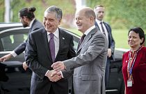 Le chancelier allemand, Olaf Scholz et le président turkmène Gurbanguly Berdimuhamedow.