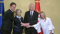  قيس سعيد مع وفد أوروبي رفيع المستوى في قرطاج، تونس، الأحد 16 يوليو 2023