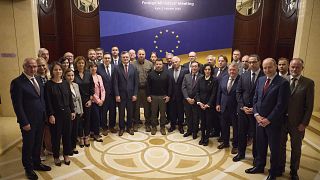 Владимир Зеленский и участники неформального саммита министров стран ЕС в Киеве