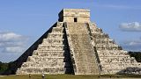 Meksika'da Chichen Itza yakınlarındaki Mayalılar'dan kalma yapıt