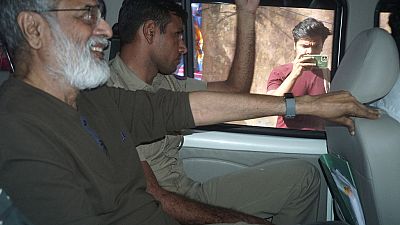 Őrizetbe vett az indiai rendőrség több ellenzéki újságírót október 3-án hajnalban