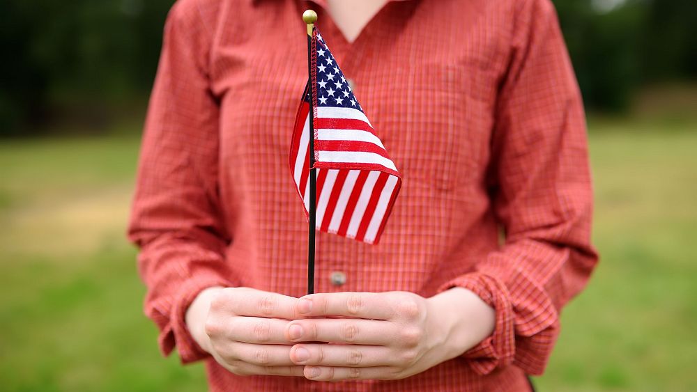 Americans abroad: US plans to drop citizenship renunciation fee