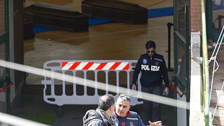 Un bus chute d'un pont près de Venise : au moins 20 morts, selon le maire de Mestre