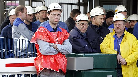 Almanya'nın Düseldorf kentinde greve giden işçiler (2008)