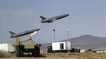 Kétszáz drónnal gyakorlatozott Irán